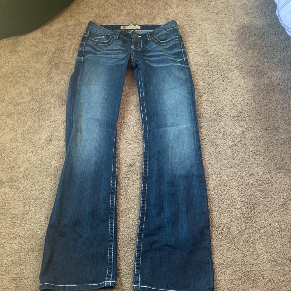 Cute low rises pants !